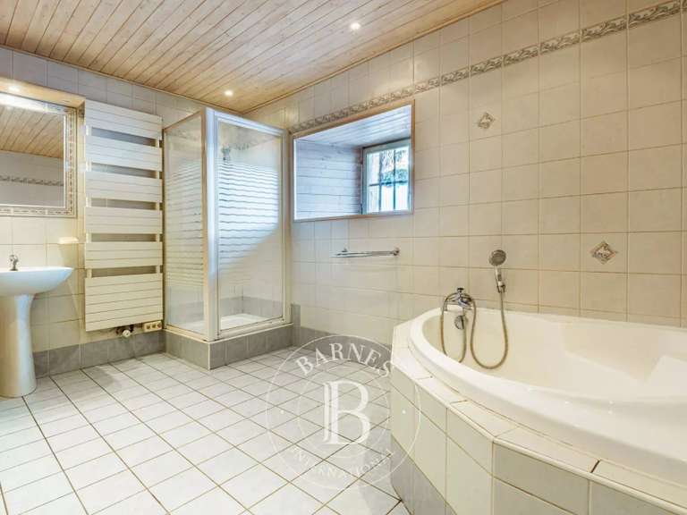 Unusual property Saint-Gervais-les-Bains - 5 bedrooms - 415m²