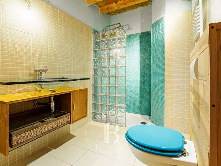 Unusual property Saint-Gervais-les-Bains - 5 bedrooms - 415m²