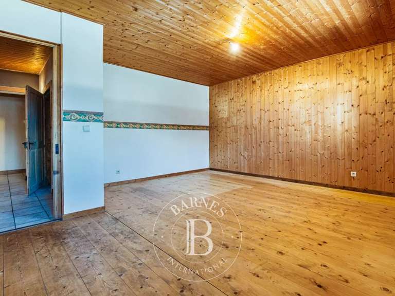 Unusual property Saint-Gervais-les-Bains - 5 bedrooms - 415m²