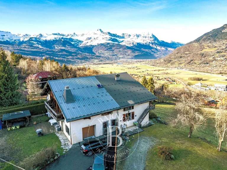 Unusual property Saint-Gervais-les-Bains - 6 bedrooms - 288m²