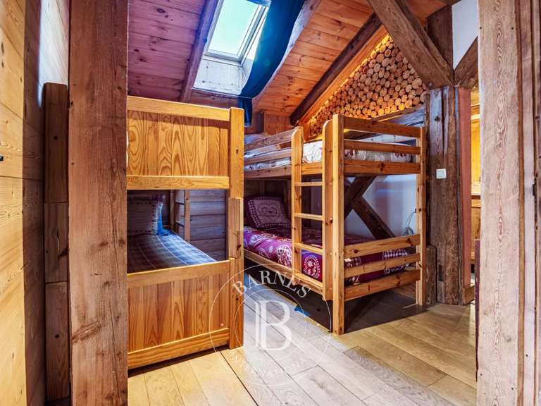 Unusual property Saint-Gervais-les-Bains - 6 bedrooms - 288m²