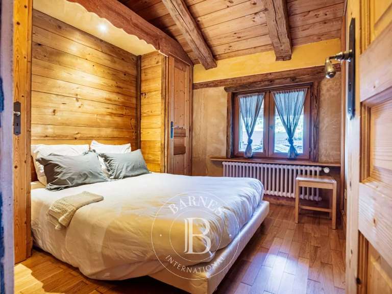 Unusual property Saint-Gervais-les-Bains - 6 bedrooms - 288m²