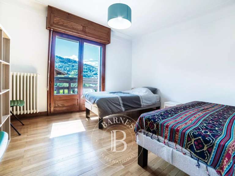 Chalet Saint-Gervais-les-Bains - 6 bedrooms - 300m²