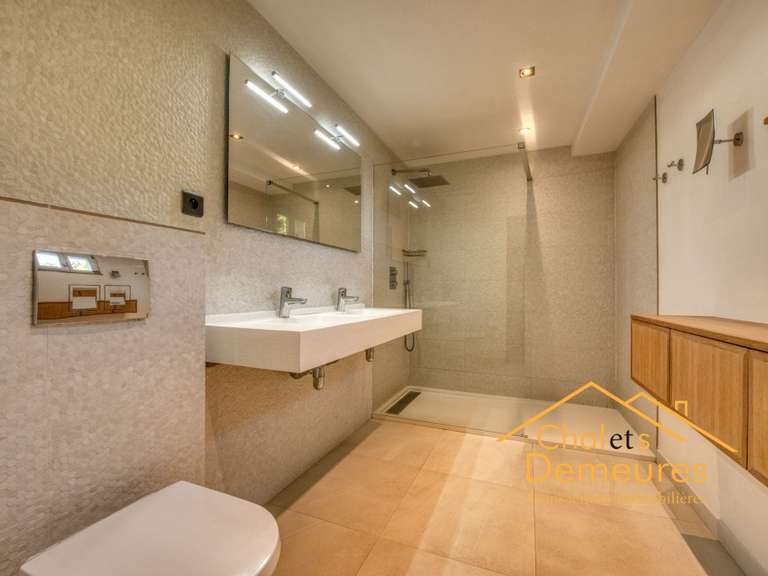 House Saint-Gervais-les-Bains - 5 bedrooms - 235m²