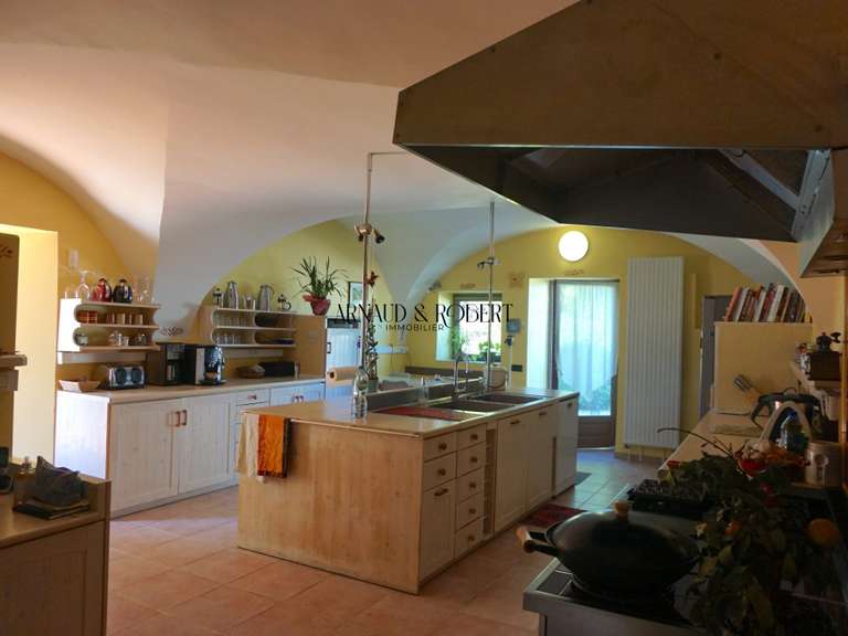 Maison Saint-Gervais-sur-Roubion - 8 chambres - 519m²