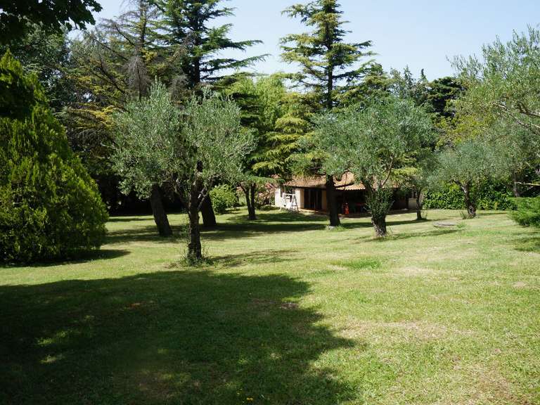 House Saint-Gervais-sur-Roubion - 400m²