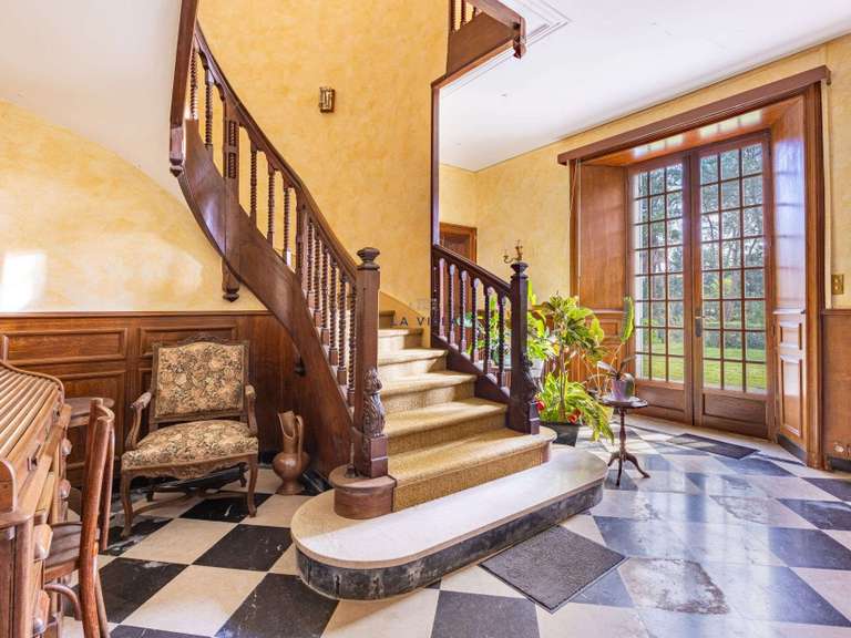 Castle Saint-Gilles-Croix-de-Vie - 9 bedrooms