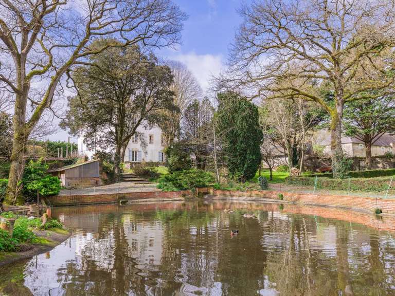 Castle Saint-Gilles-Croix-de-Vie - 9 bedrooms