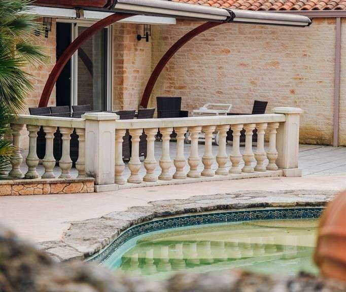 Maison Saint-Gilles-Croix-de-Vie - 6 chambres - 255m²
