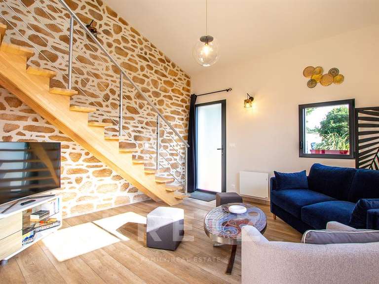 Maison Saint-Gilles-Croix-de-Vie - 6 chambres - 255m²