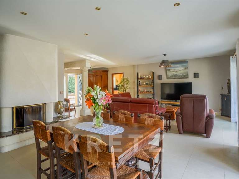 Maison Saint-Gilles-Croix-de-Vie - 6 chambres - 255m²