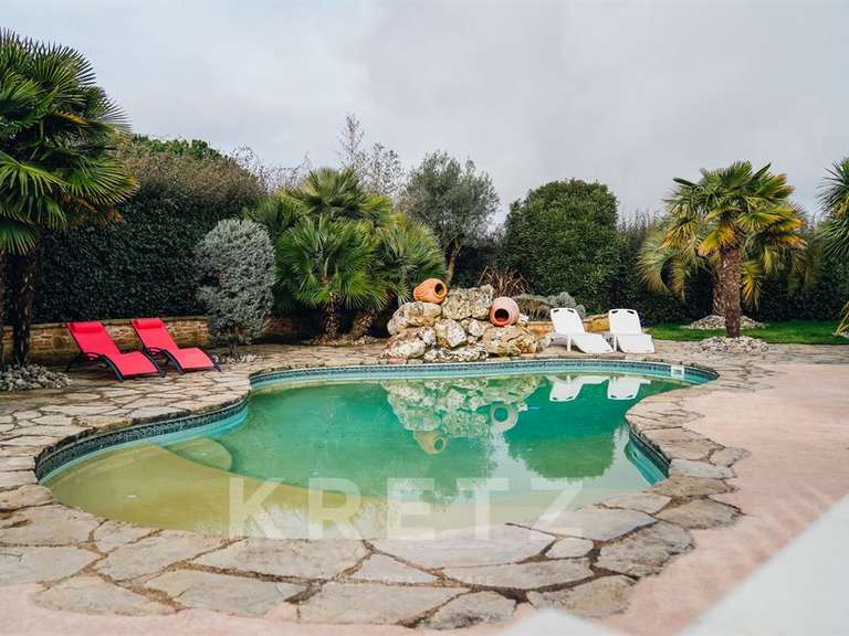 Maison Saint-Gilles-Croix-de-Vie - 6 chambres - 255m²