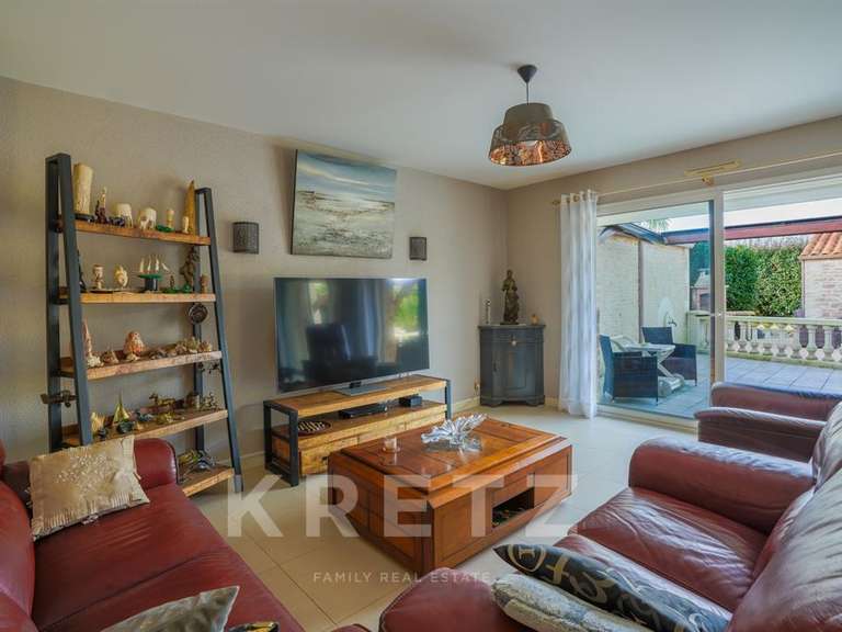 Maison Saint-Gilles-Croix-de-Vie - 6 chambres - 255m²