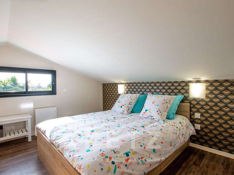 Maison Saint-Gilles-Croix-de-Vie - 6 chambres - 255m²