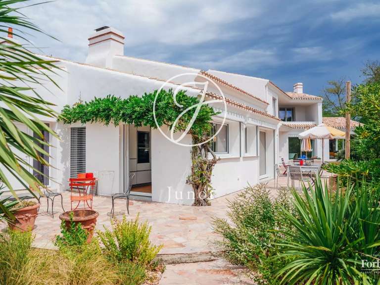 Maison Saint-Gilles-Croix-de-Vie - 6 chambres - 425m²