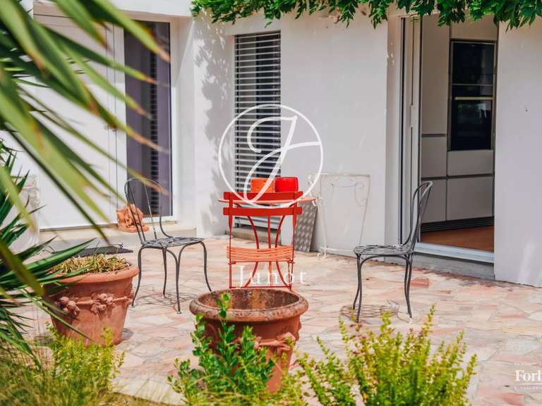Maison Saint-Gilles-Croix-de-Vie - 6 chambres - 425m²