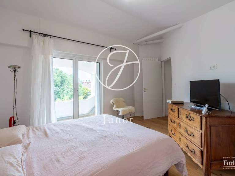 Maison Saint-Gilles-Croix-de-Vie - 6 chambres - 425m²