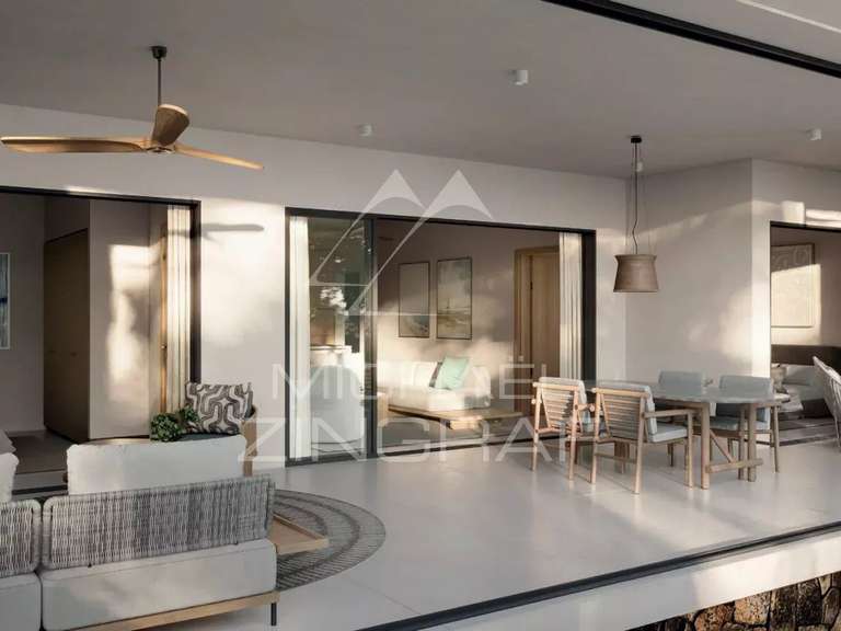 Apartment saint-gilles-les-bains - 3 bedrooms - 393m²