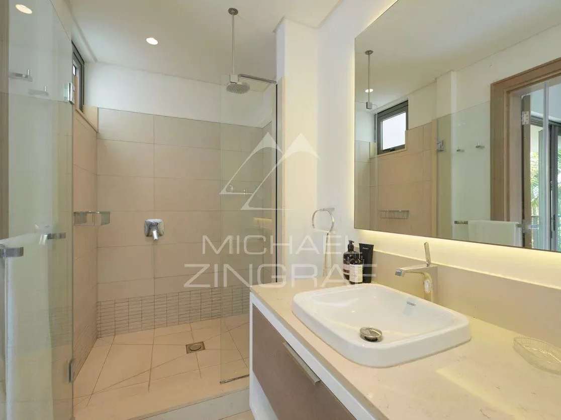Apartment saint-gilles-les-bains