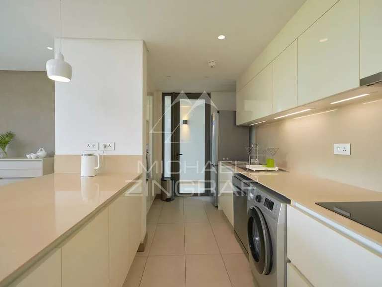 Apartment saint-gilles-les-bains - 2 bedrooms - 175m²