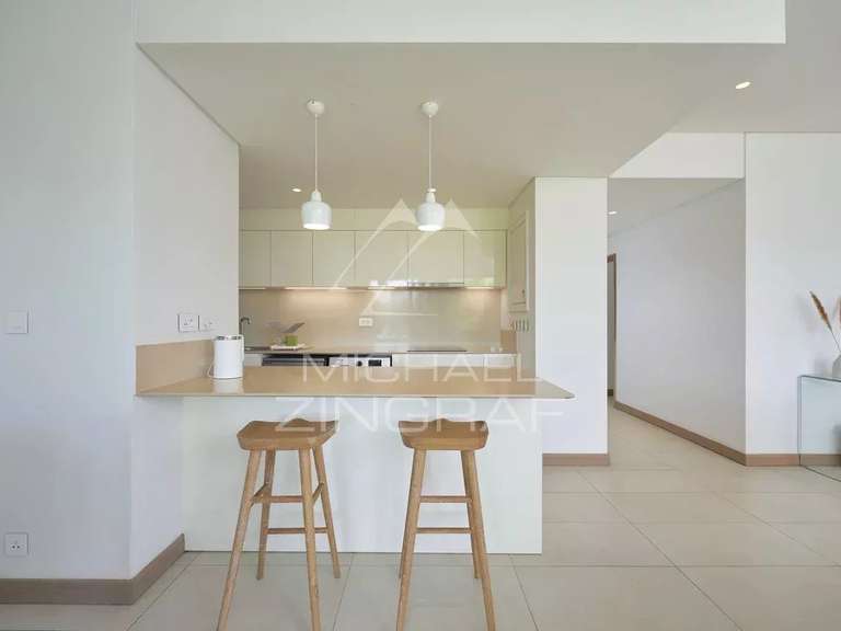 Apartment saint-gilles-les-bains - 2 bedrooms - 175m²