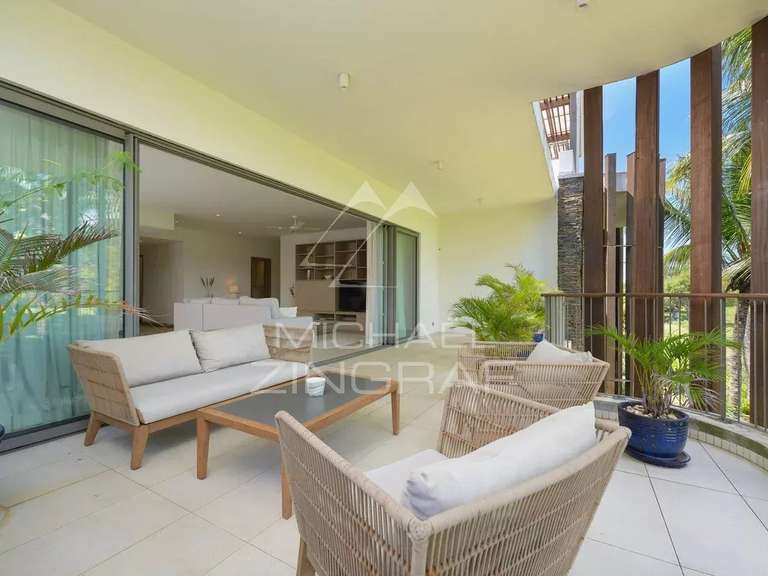 Apartment saint-gilles-les-bains - 2 bedrooms - 175m²
