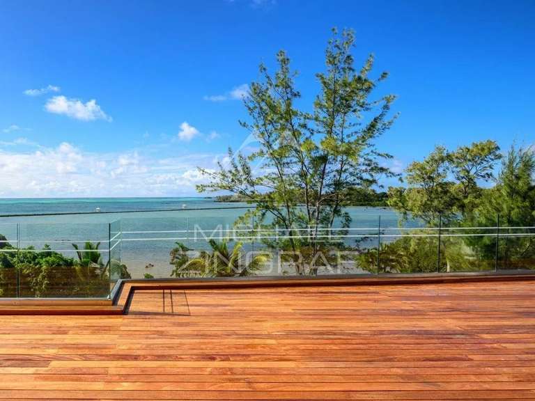 Appartement Saint-gilles-les-bains - 4 chambres - 434m²