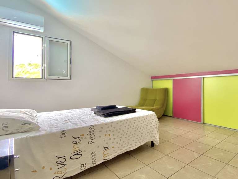 Villa Saint-gilles-les-bains - 7 chambres - 210m²