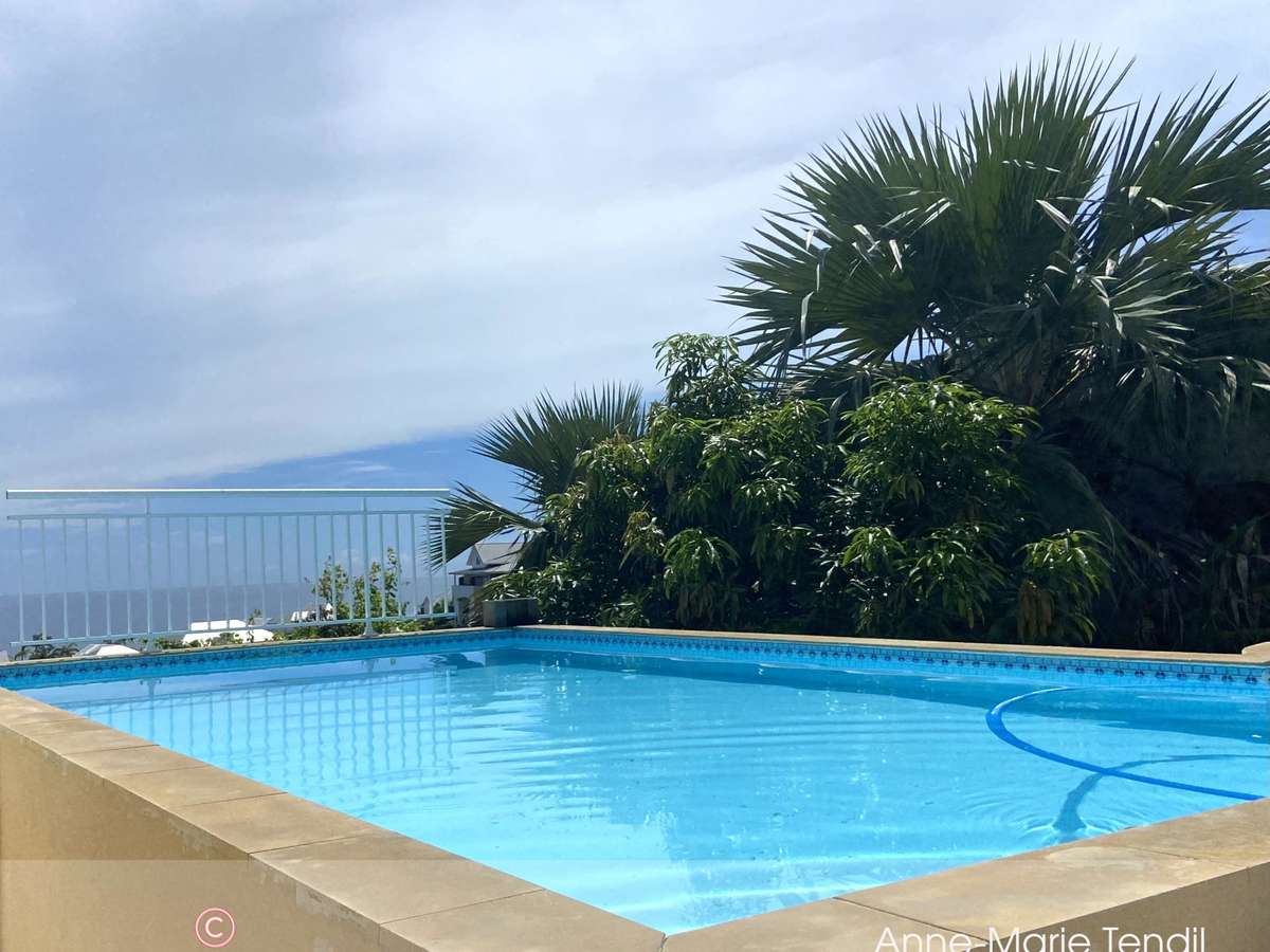 Villa Saint-gilles-les-bains