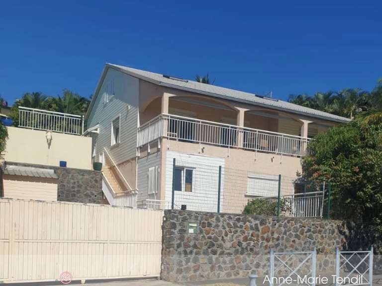 Villa Saint-gilles-les-bains - 7 chambres - 210m²