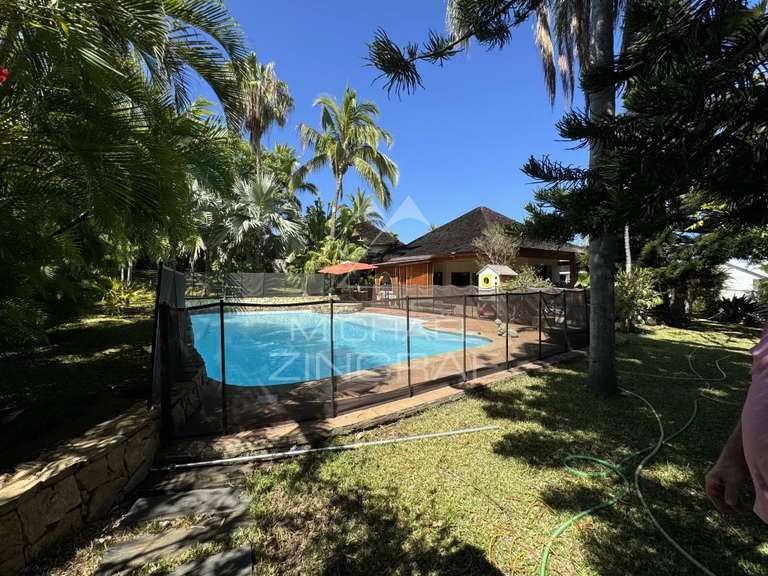 Villa Saint-gilles-les-bains - 6 chambres - 300m²