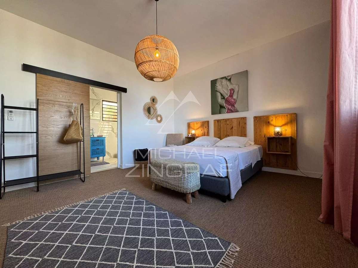 Villa Saint-gilles-les-bains