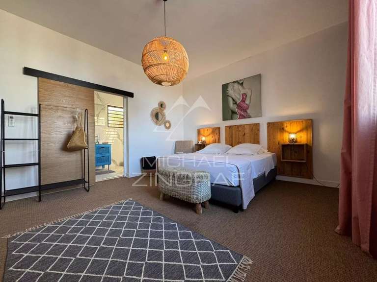 Villa Saint-gilles-les-bains - 7 chambres - 470m²