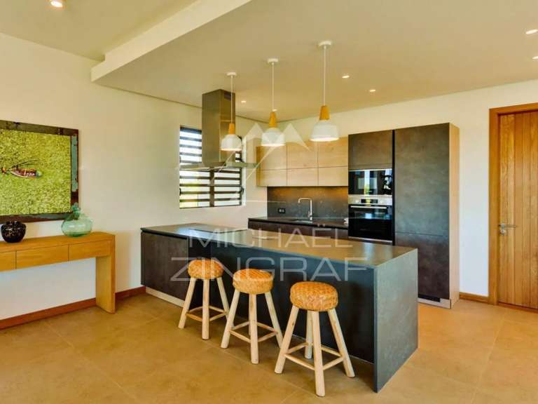 Villa with Sea view saint-gilles-les-bains - 4 bedrooms - 492m²