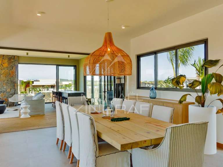 Villa with Sea view saint-gilles-les-bains - 4 bedrooms - 492m²