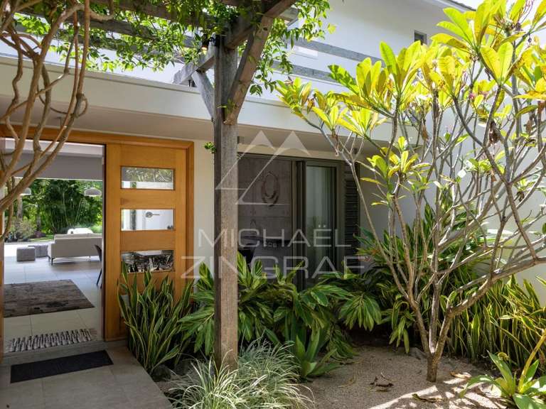 Villa saint-gilles-les-bains - 4 bedrooms - 269m²