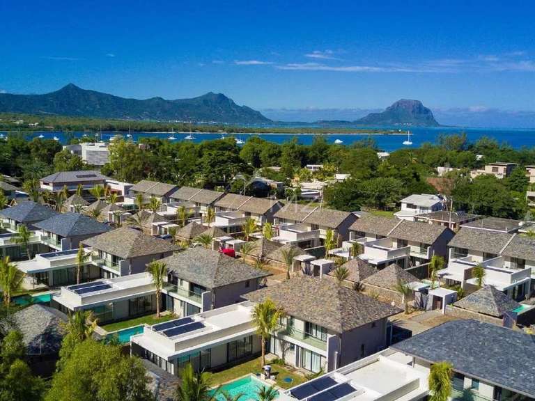 Villa saint-gilles-les-bains - 3 bedrooms - 152m²