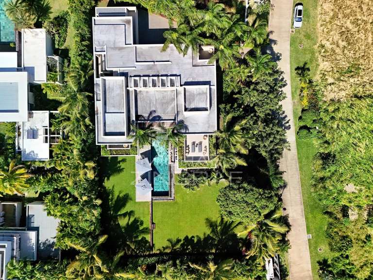 Villa saint-gilles-les-bains - 4 bedrooms - 670m²