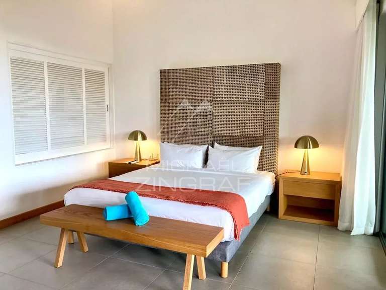 Villa saint-gilles-les-bains - 4 bedrooms - 276m²