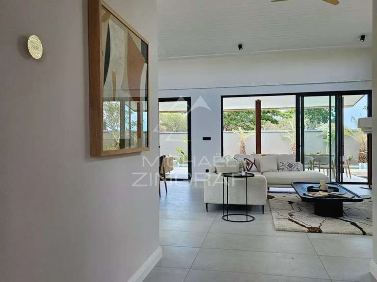 Villa saint-gilles-les-bains - 4 bedrooms - 350m²