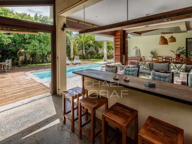Villa saint-gilles-les-bains - 3 bedrooms - 331m²