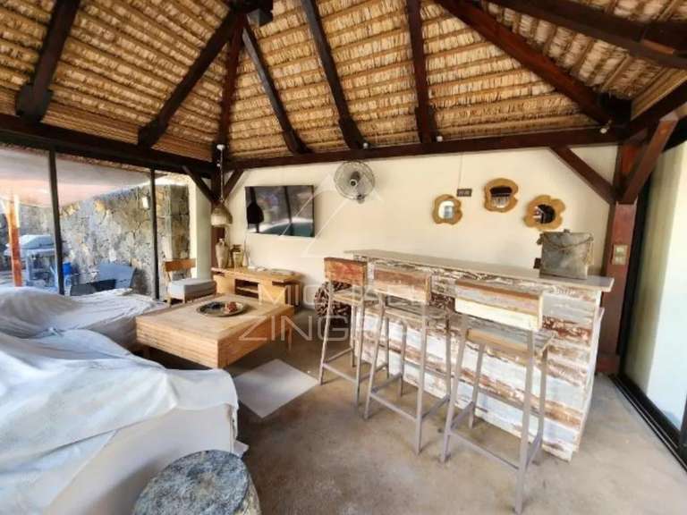 Villa Saint-gilles-les-bains - 2 chambres - 94m²