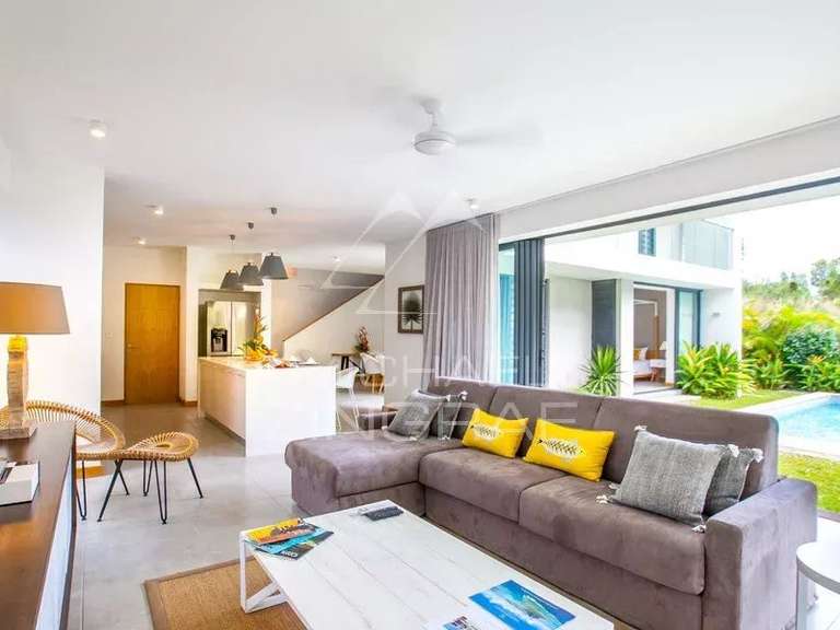 Villa saint-gilles-les-bains - 3 bedrooms - 251m²