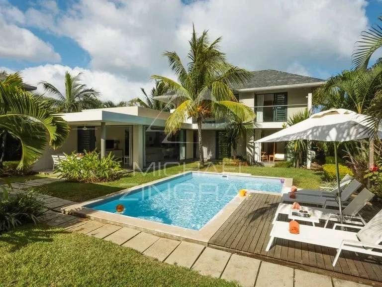 Villa saint-gilles-les-bains - 3 bedrooms - 251m²