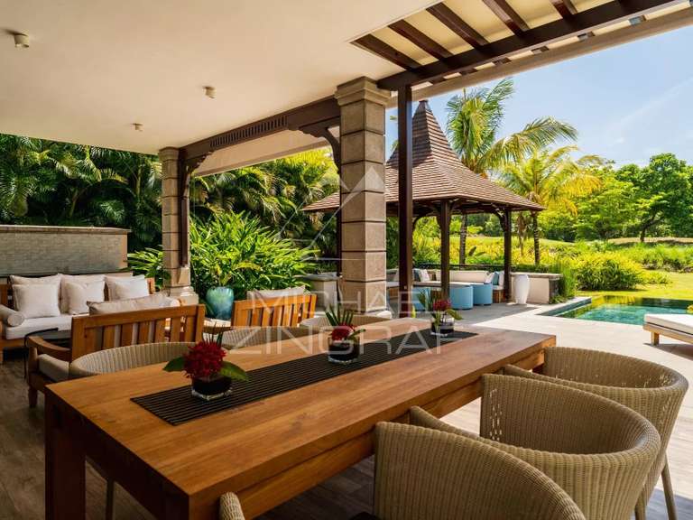 Villa Saint-gilles-les-bains - 3 chambres - 270m²