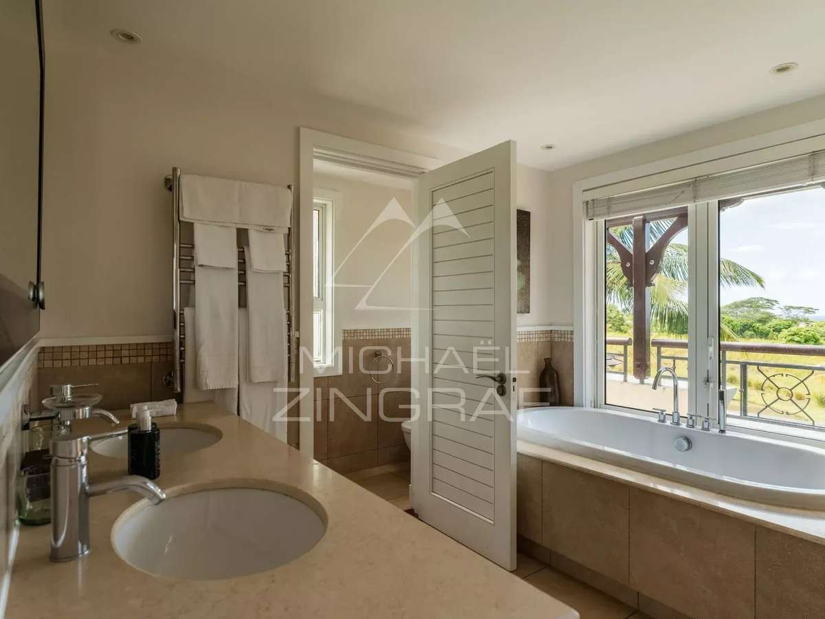 Villa saint-gilles-les-bains