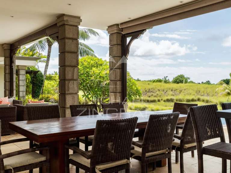 Villa Saint-gilles-les-bains - 4 chambres - 405m²