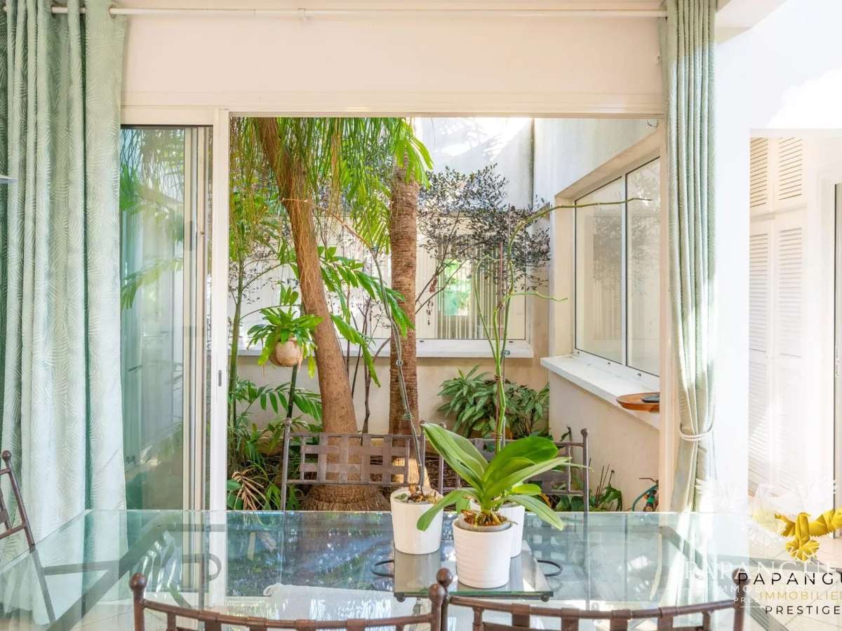 Villa Saint-gilles-les-bains