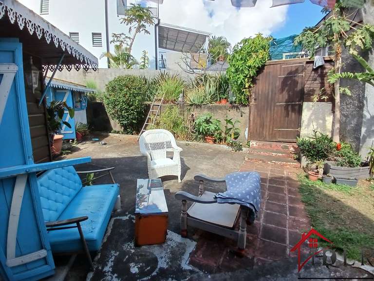 Maison Saint-gilles-les-hauts - 3 chambres - 90m²