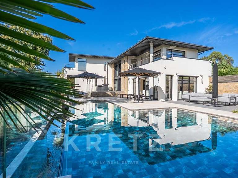 Maison Saint-Grégoire - 6 chambres - 298m²